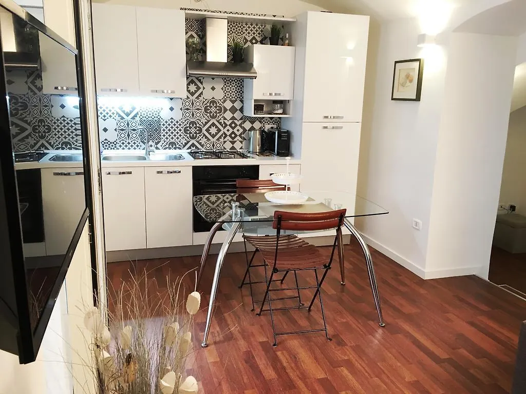 Prince Apartment - City Center Bari 0*,  Italy