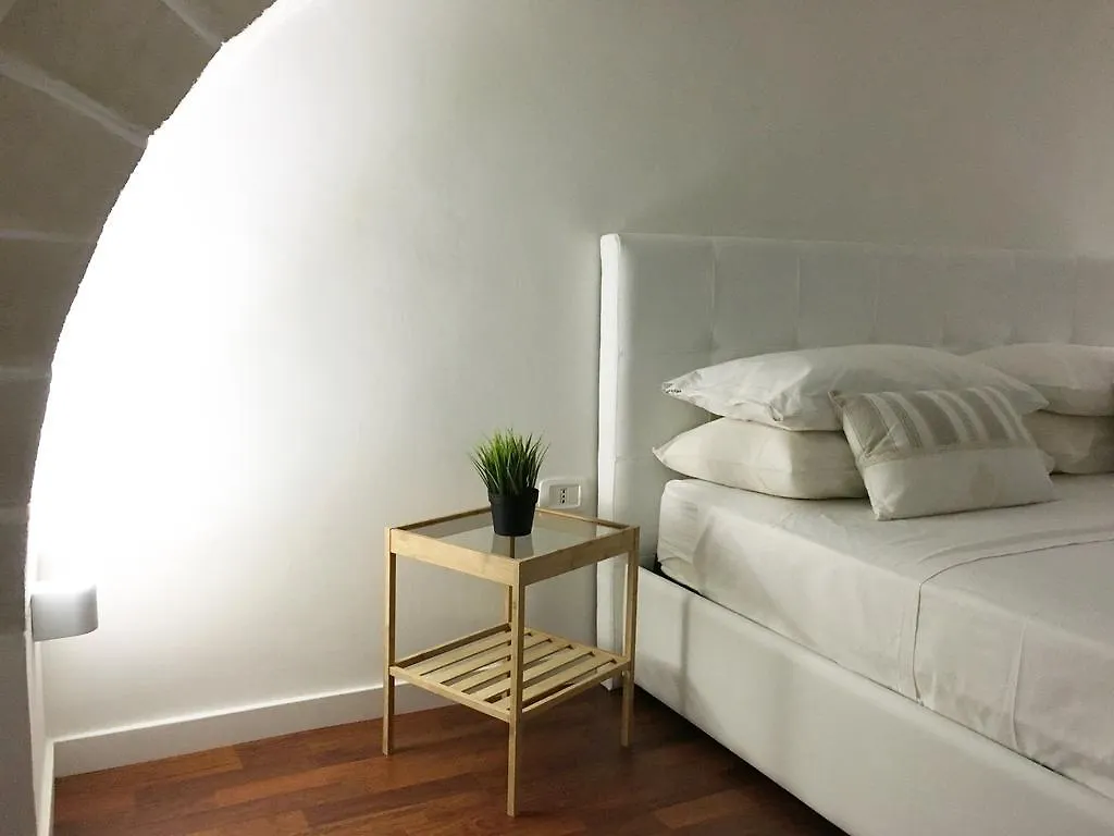 Prince Apartment - City Center Bari Italy
