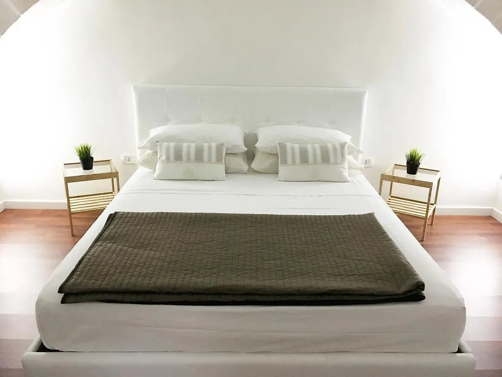 Prince Apartment - City Center Bari Italy