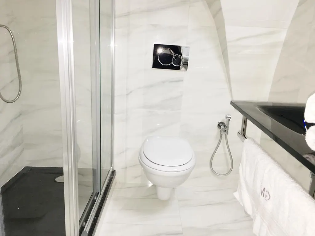 Prince Apartment - City Center Bari Italy