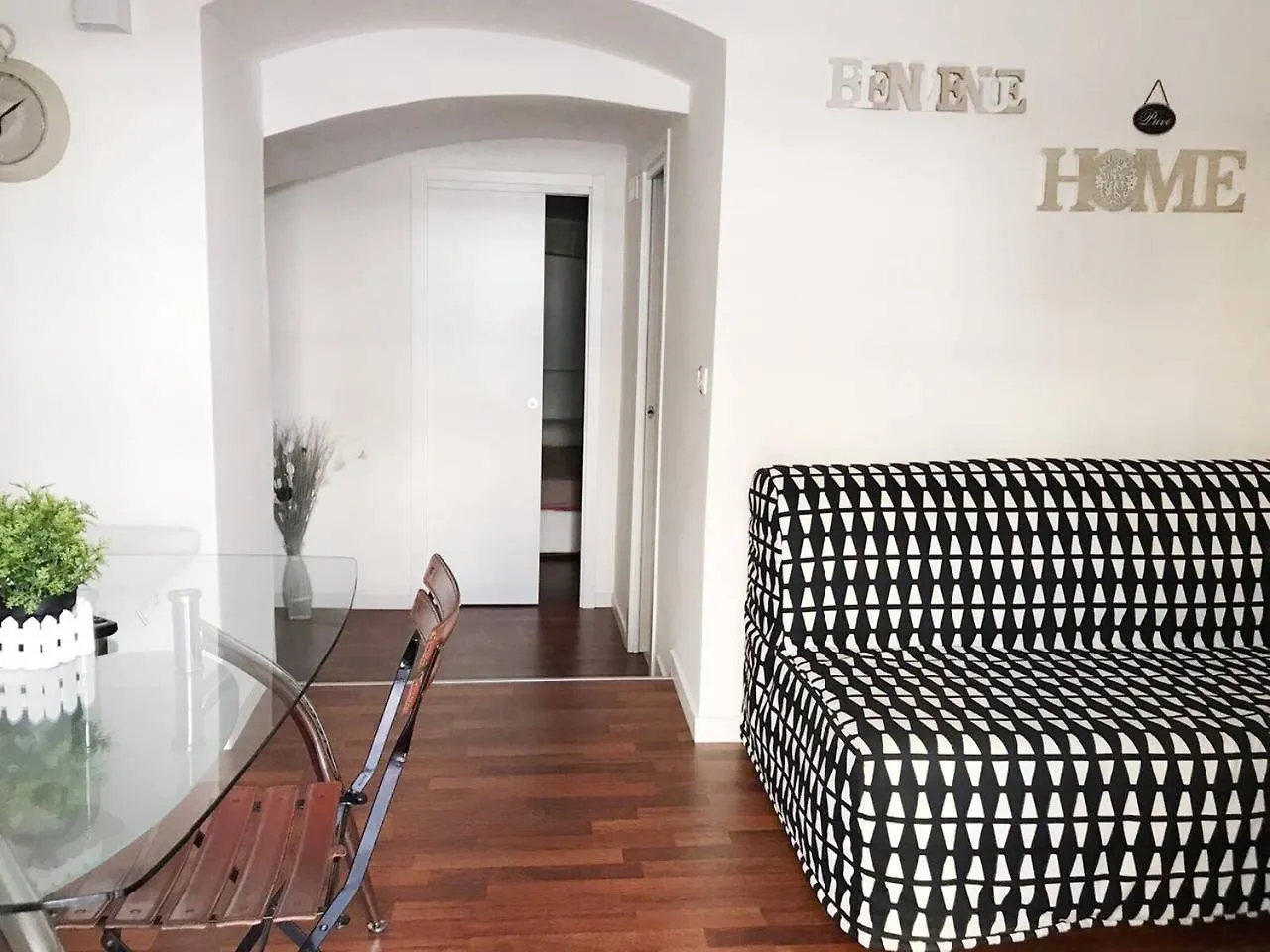 Prince Apartment - City Center Bari Italy